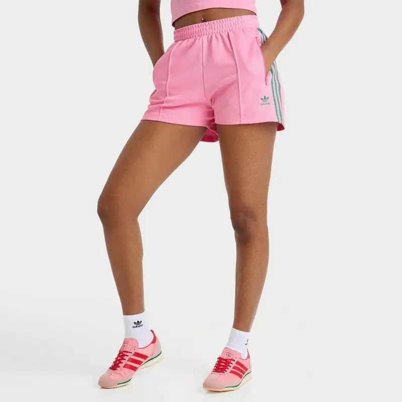 Adidas Women's Breathable Sports Workout Set Gym Fitness Outfit Comfortable Sweatpants and Shorts
