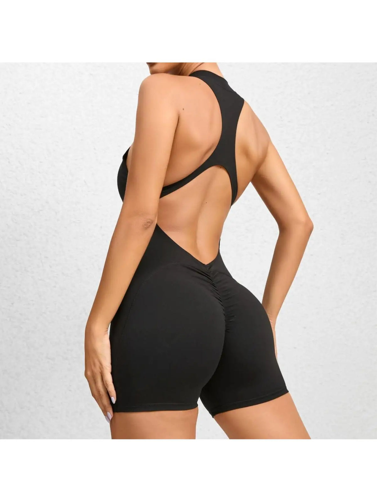 Women Sleeveless Seamless Sports Jumpsuit for Yoga and Gym Workouts