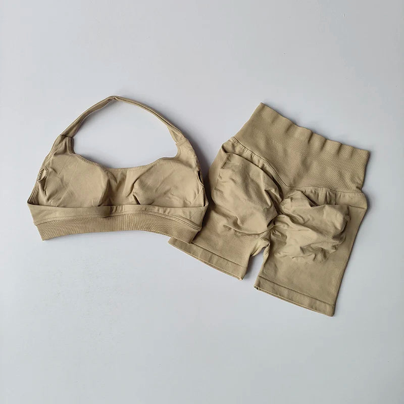 SKINOFSKIN Halter Neck Yoga Set With Sports Bra And Shorts